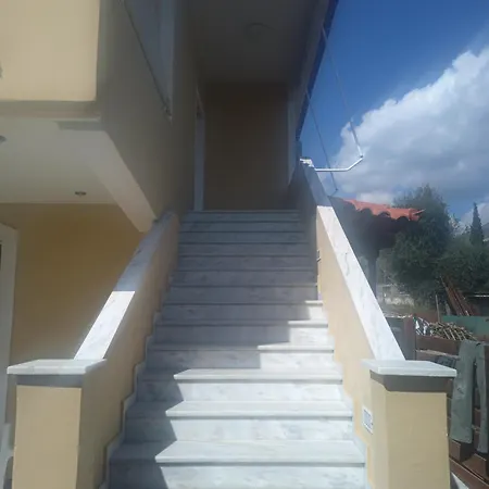 βίλλα βαλέρια * Magoula (Evia)